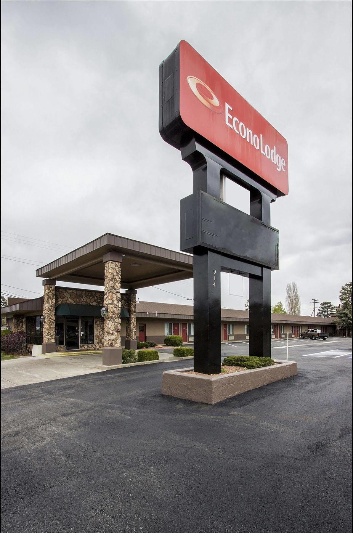 Econo Lodge University Flagstaff Bagian luar foto