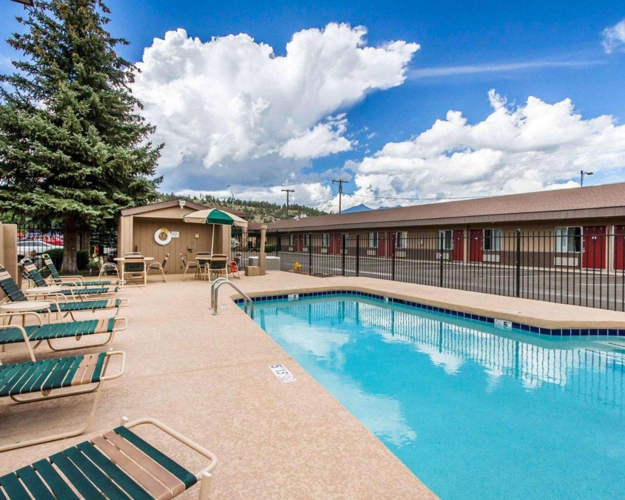 Econo Lodge University Flagstaff Bagian luar foto